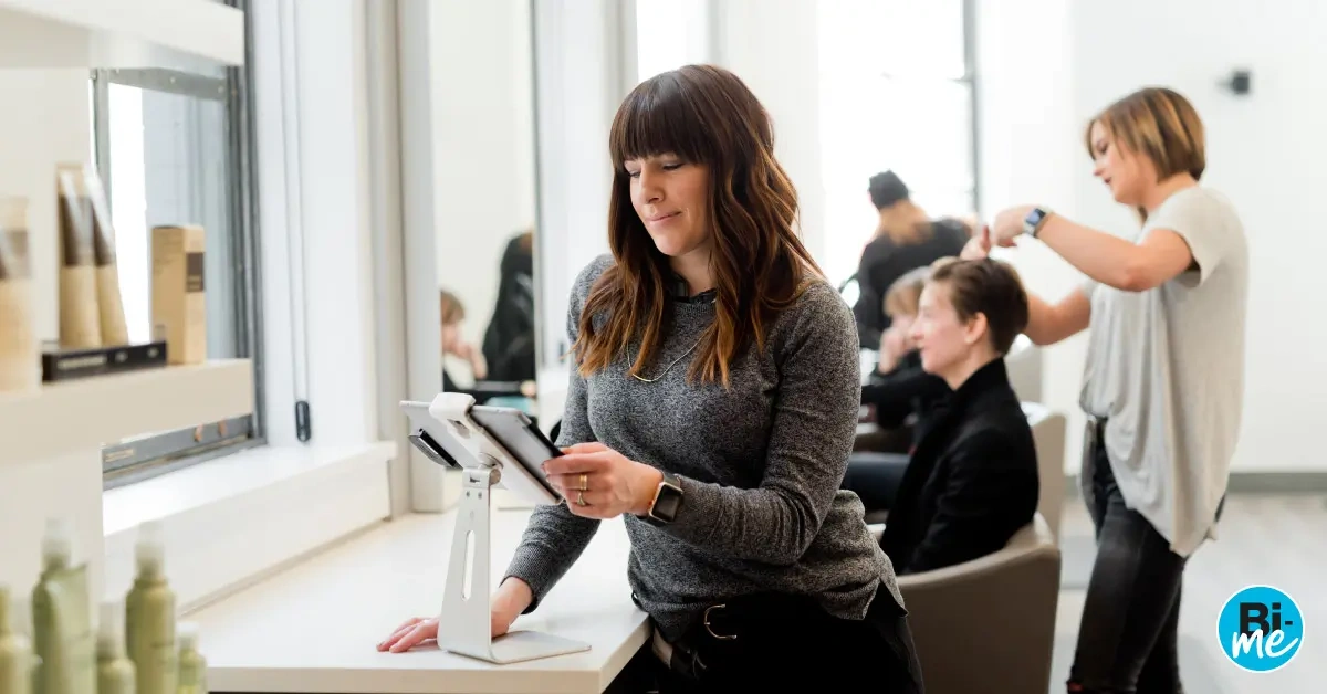 Women looking at public liability quotes